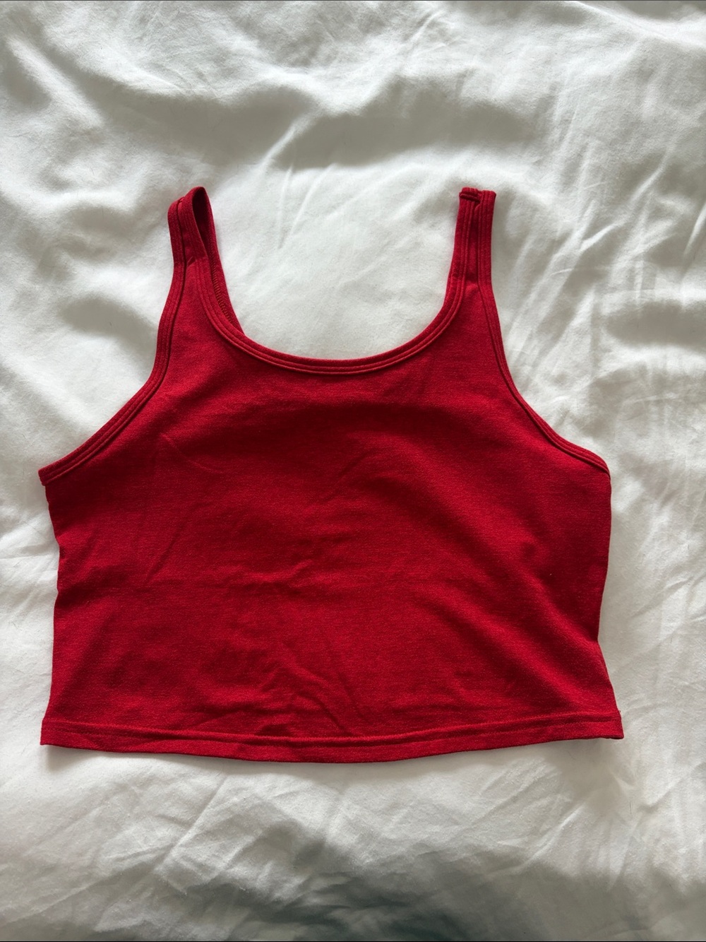 FLEO Red Scoop Neck Cropped Tank Top